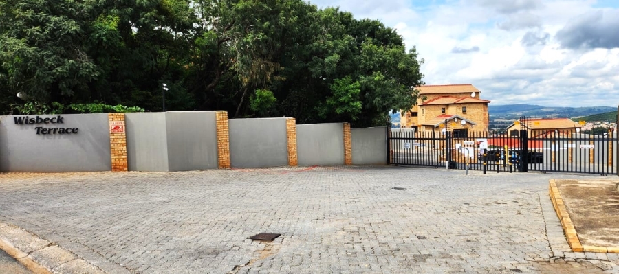 1 Bedroom Property for Sale in Mulbarton Gauteng