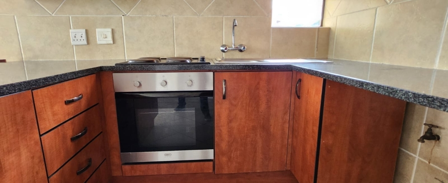 1 Bedroom Property for Sale in Mulbarton Gauteng