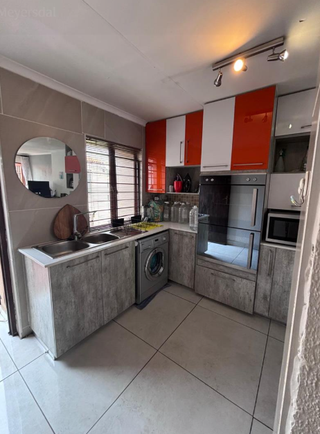 2 Bedroom Property for Sale in Meyersdal Gauteng