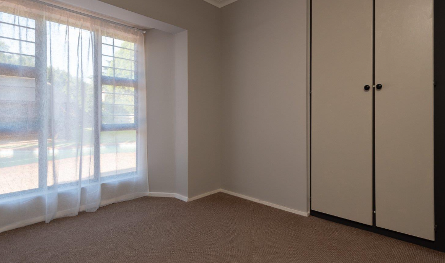 3 Bedroom Property for Sale in Brackenhurst Gauteng