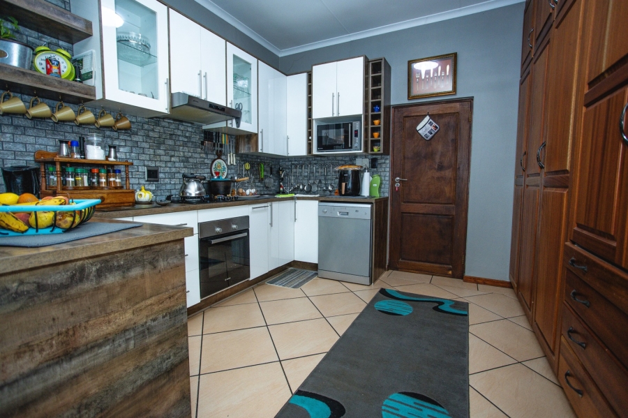 4 Bedroom Property for Sale in Henley on Klip Gauteng