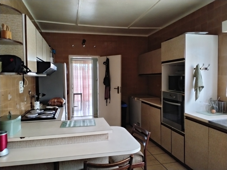 4 Bedroom Property for Sale in Selcourt Gauteng