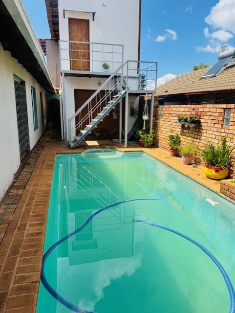 3 Bedroom Property for Sale in Lenasia South Gauteng
