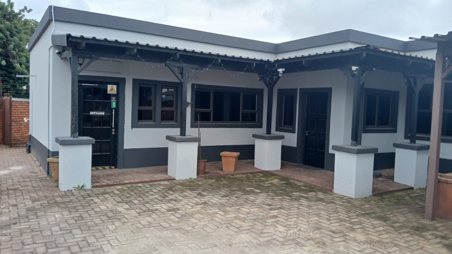 To Let commercial Property for Rent in Wierda Park Gauteng