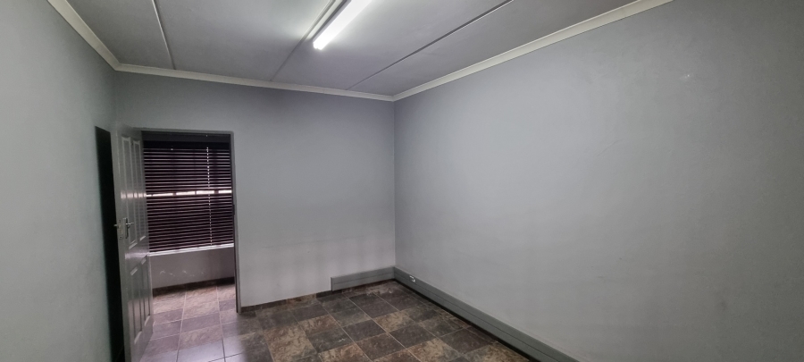Commercial Property for Sale in Sybrand Van Niekerk Park Gauteng