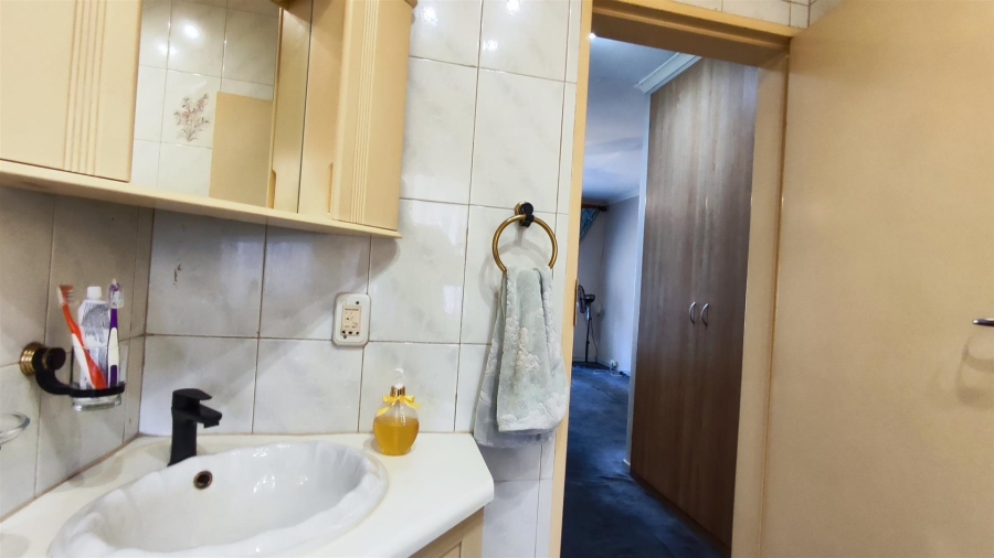 3 Bedroom Property for Sale in Edleen Gauteng