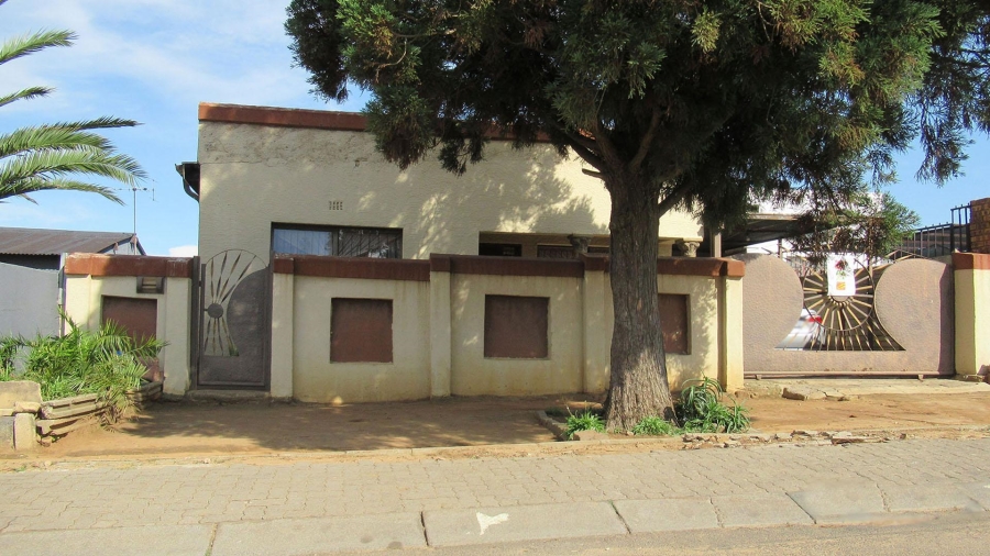 3 Bedroom Property for Sale in Mashimong Gauteng