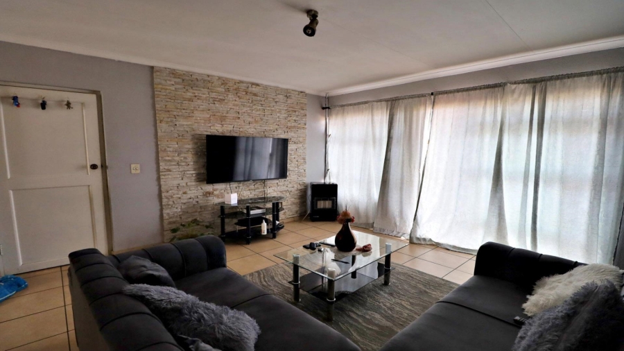 2 Bedroom Property for Sale in Norkem Park Gauteng