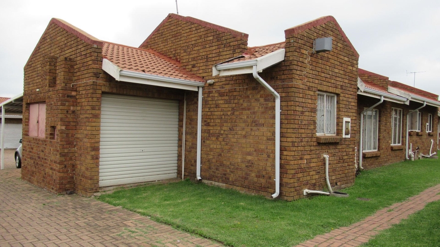 2 Bedroom Property for Sale in Norkem Park Gauteng