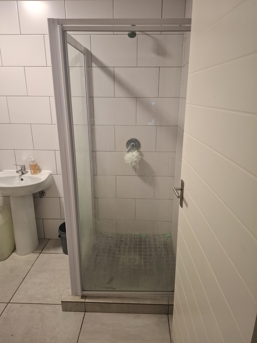 2 Bedroom Property for Sale in Glen Marais Gauteng