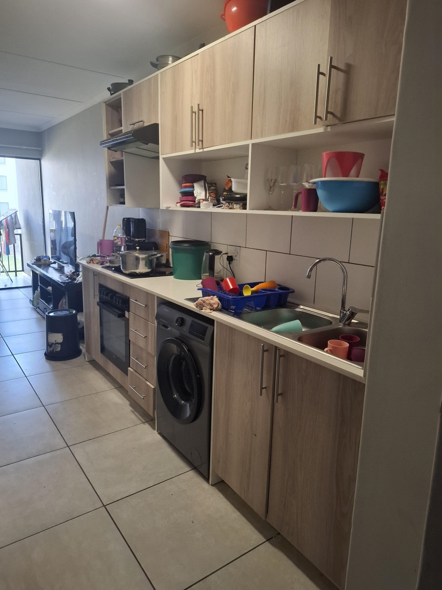 2 Bedroom Property for Sale in Glen Marais Gauteng