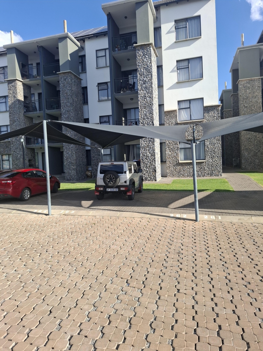 2 Bedroom Property for Sale in Glen Marais Gauteng