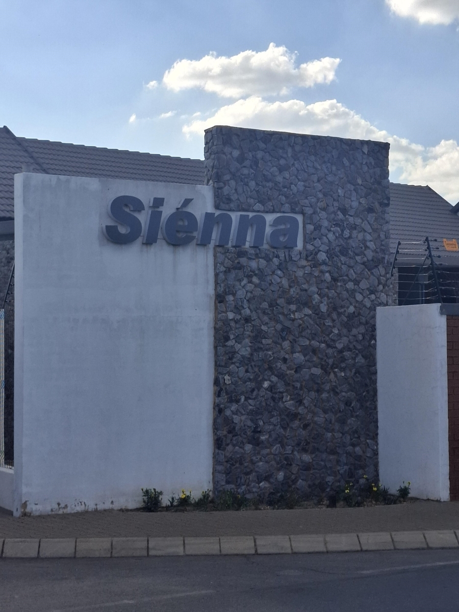 2 Bedroom Property for Sale in Glen Marais Gauteng