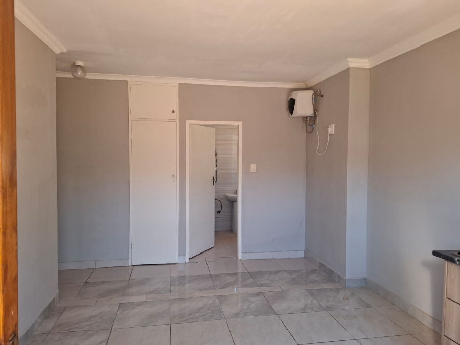 To Let 1 Bedroom Property for Rent in Edleen Gauteng
