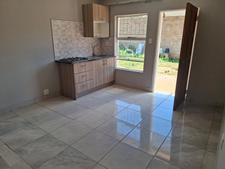 To Let 1 Bedroom Property for Rent in Edleen Gauteng