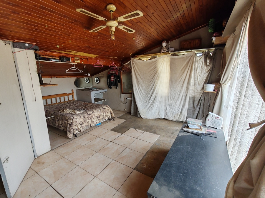 5 Bedroom Property for Sale in Danville Gauteng