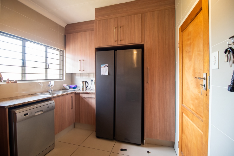 3 Bedroom Property for Sale in Ridgeway Gauteng