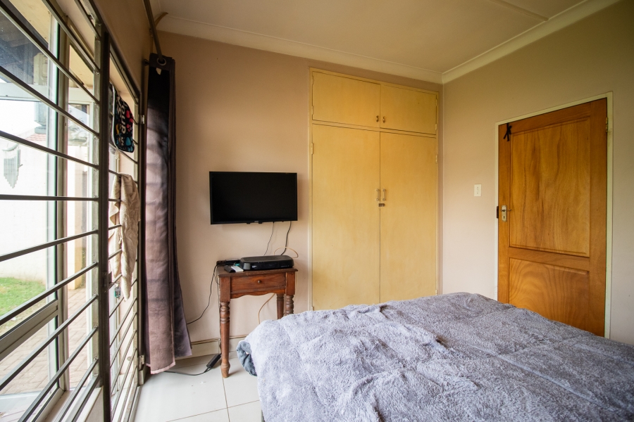3 Bedroom Property for Sale in Ridgeway Gauteng