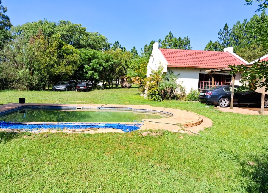 4 Bedroom Property for Sale in Glen Austin Gauteng