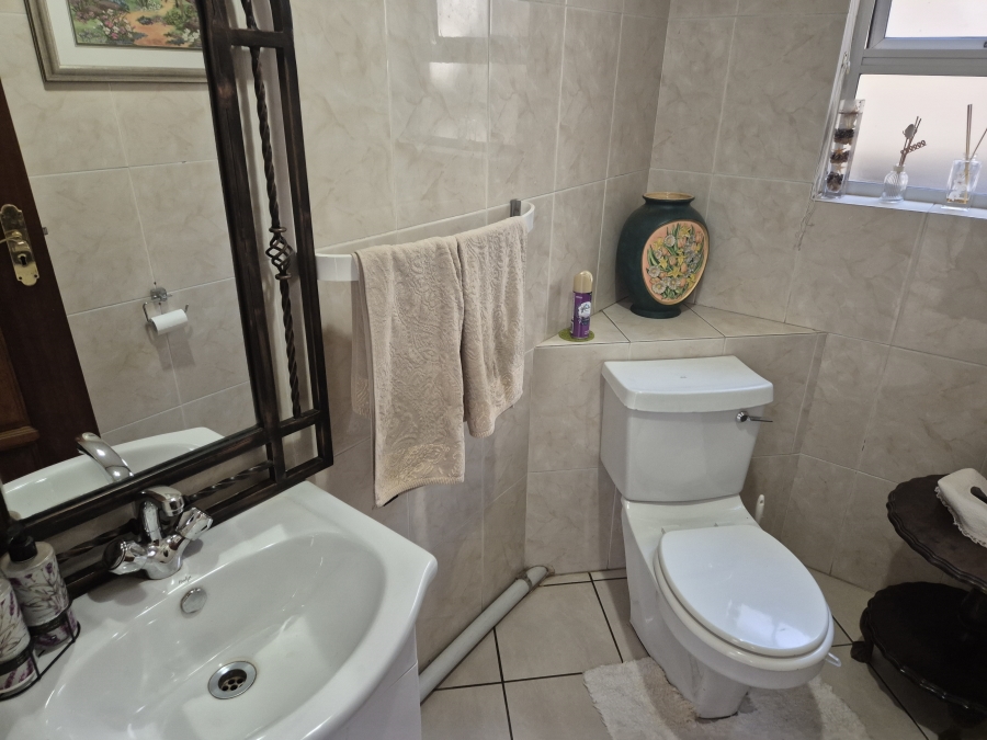 4 Bedroom Property for Sale in Bassonia Gauteng