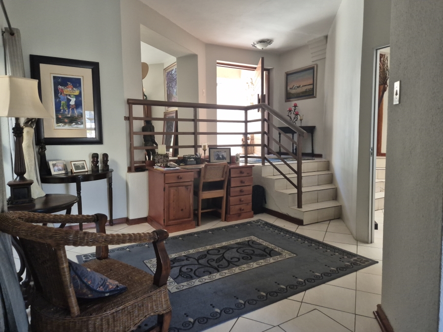 4 Bedroom Property for Sale in Bassonia Gauteng