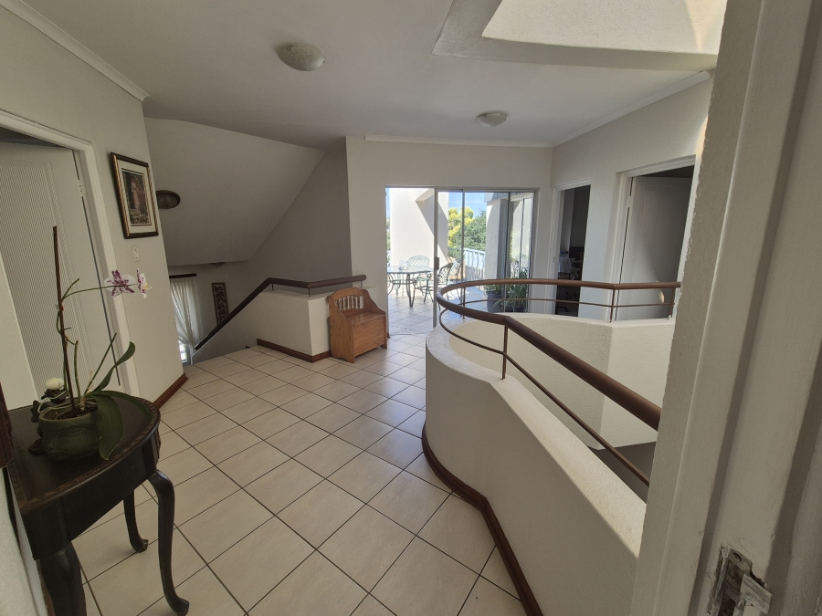 4 Bedroom Property for Sale in Bassonia Gauteng