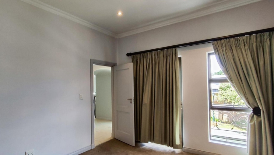 4 Bedroom Property for Sale in Sunward Park Gauteng