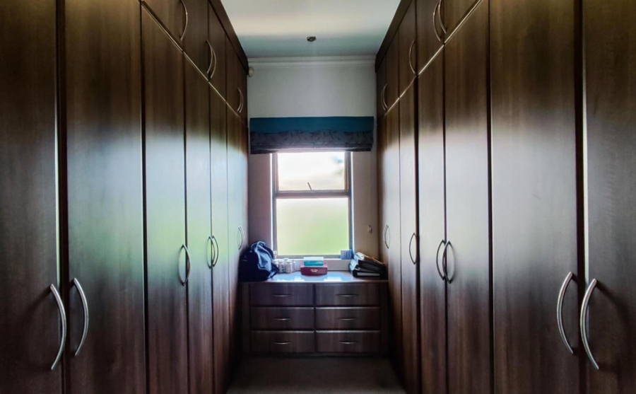 4 Bedroom Property for Sale in Sunward Park Gauteng