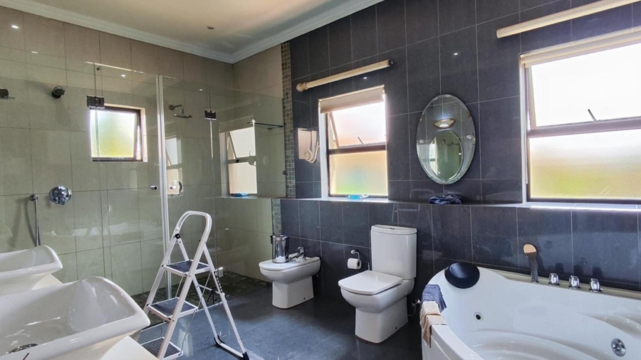 4 Bedroom Property for Sale in Sunward Park Gauteng