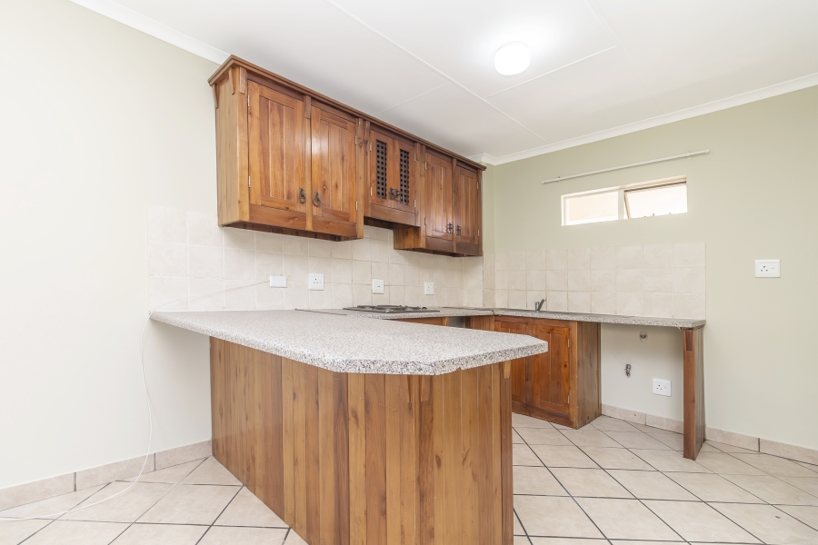 2 Bedroom Property for Sale in Noordhang Gauteng