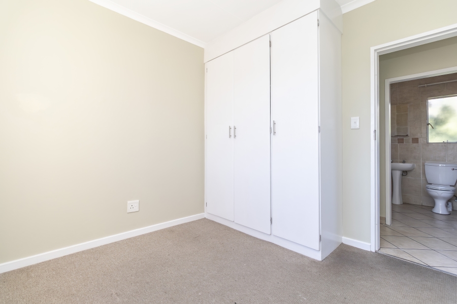 2 Bedroom Property for Sale in Noordhang Gauteng