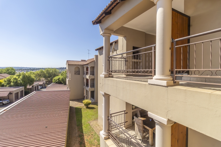 2 Bedroom Property for Sale in Noordhang Gauteng