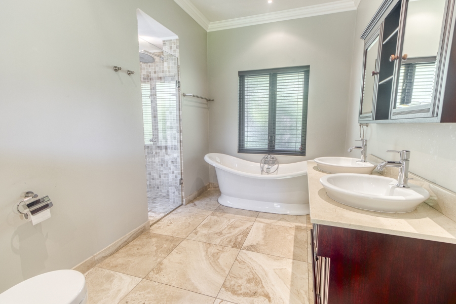 4 Bedroom Property for Sale in Cedar Lakes Gauteng