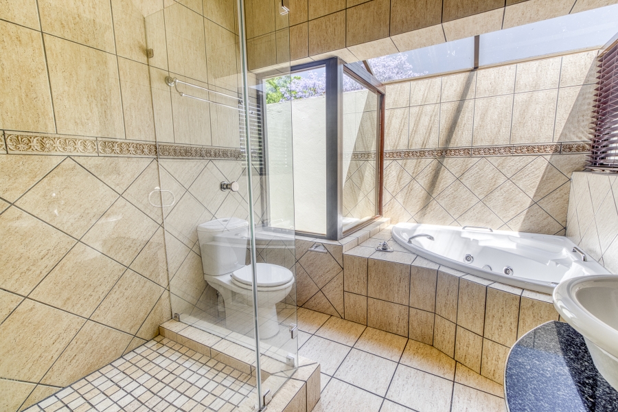 4 Bedroom Property for Sale in Cedar Lakes Gauteng