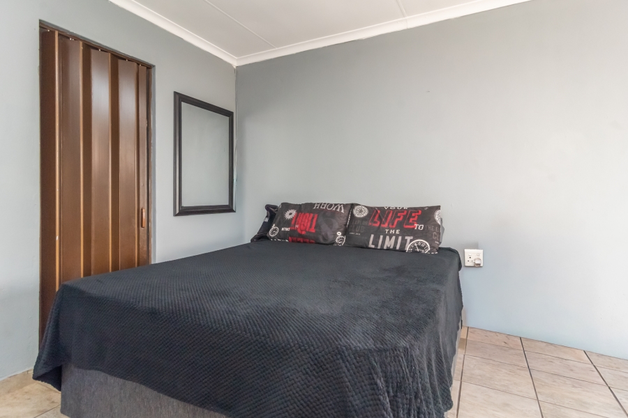 11 Bedroom Property for Sale in Protea Glen Gauteng