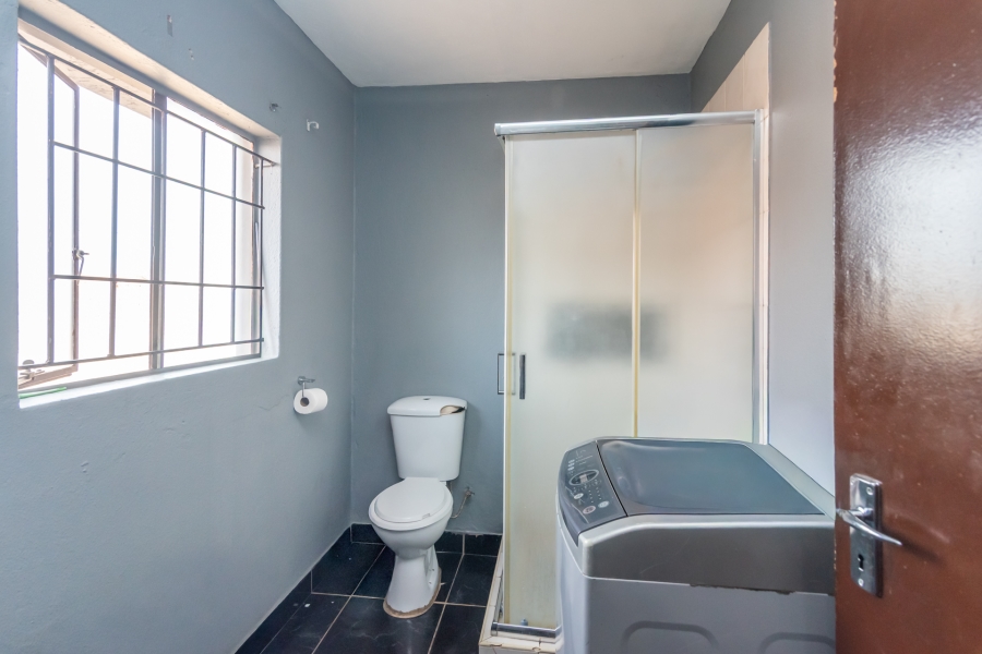 11 Bedroom Property for Sale in Protea Glen Gauteng
