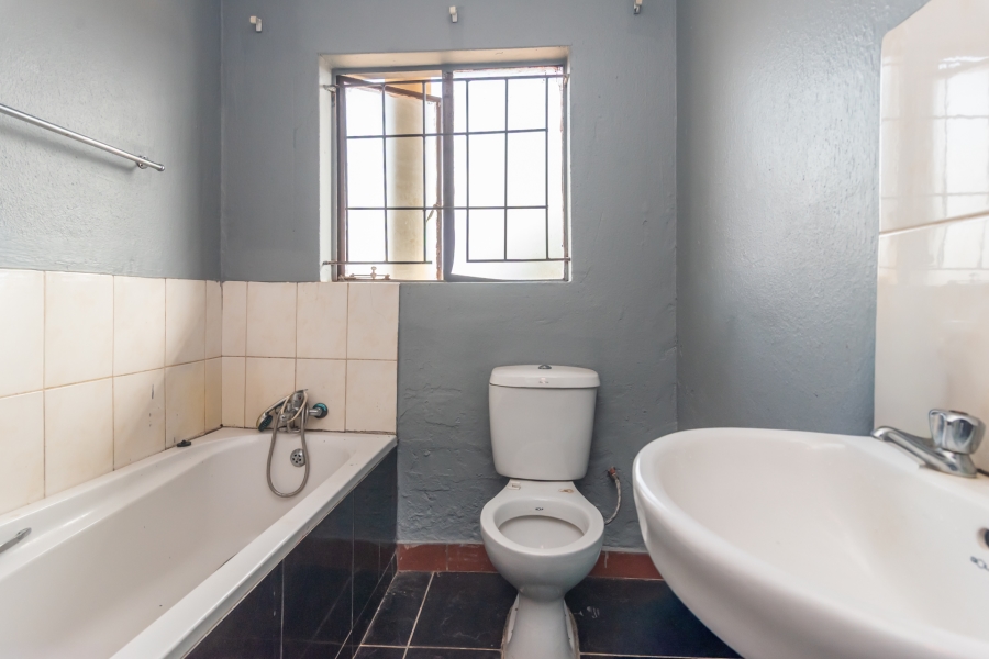 11 Bedroom Property for Sale in Protea Glen Gauteng