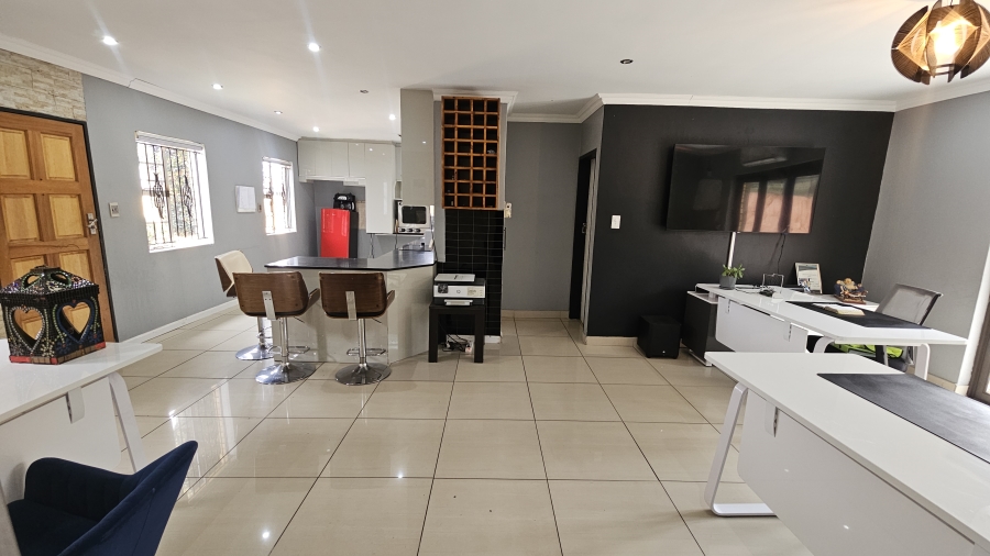 To Let 3 Bedroom Property for Rent in Carlswald Gauteng