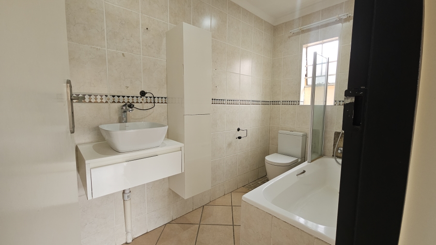 To Let 3 Bedroom Property for Rent in Carlswald Gauteng