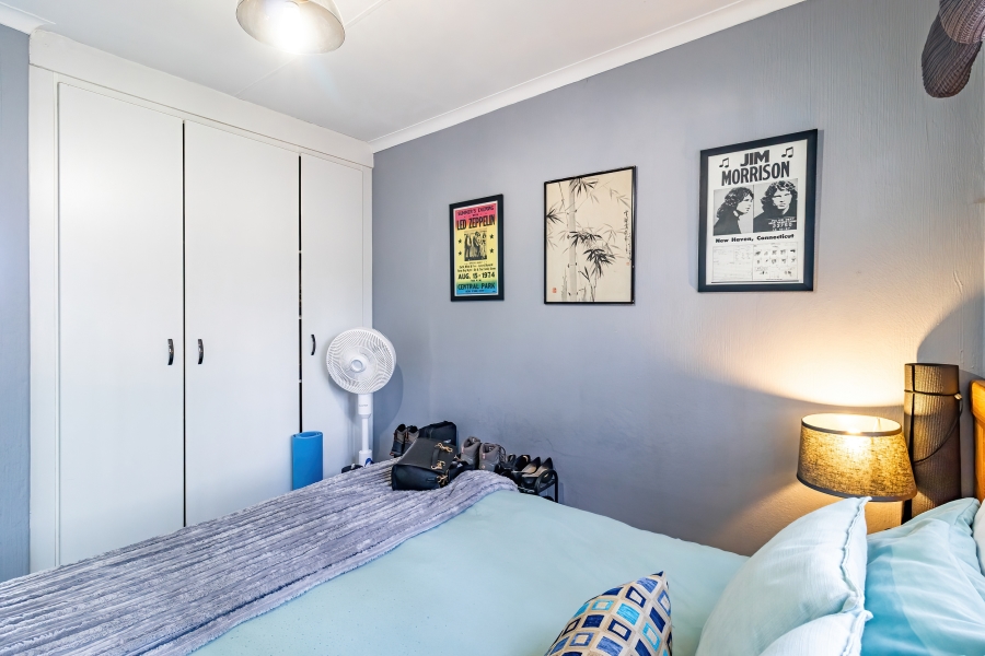 1 Bedroom Property for Sale in Bryanston Gauteng