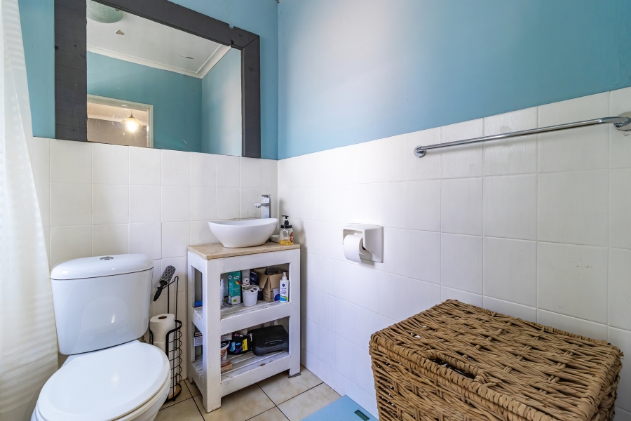 1 Bedroom Property for Sale in Bryanston Gauteng