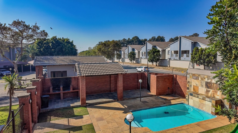 2 Bedroom Property for Sale in Noordhang Gauteng