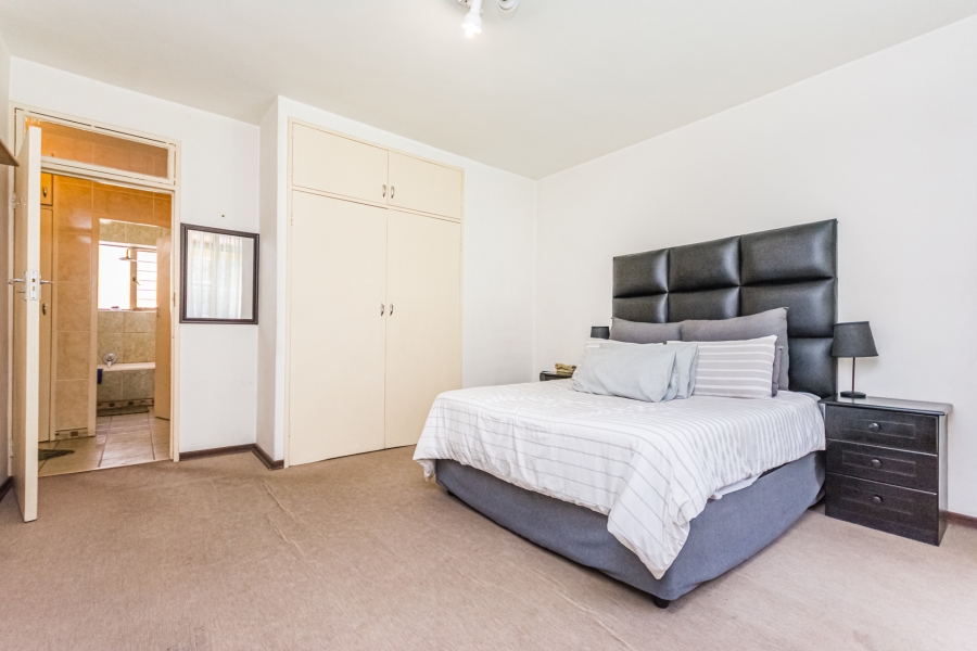 2 Bedroom Property for Sale in Florida Gauteng