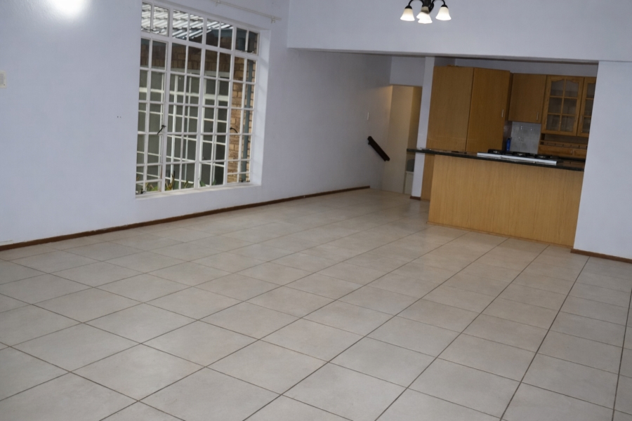 To Let 4 Bedroom Property for Rent in Rangeview Gauteng