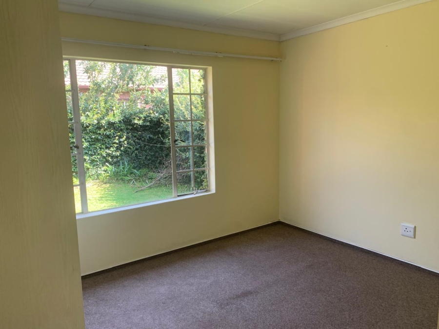 2 Bedroom Property for Sale in Noordwyk Gauteng