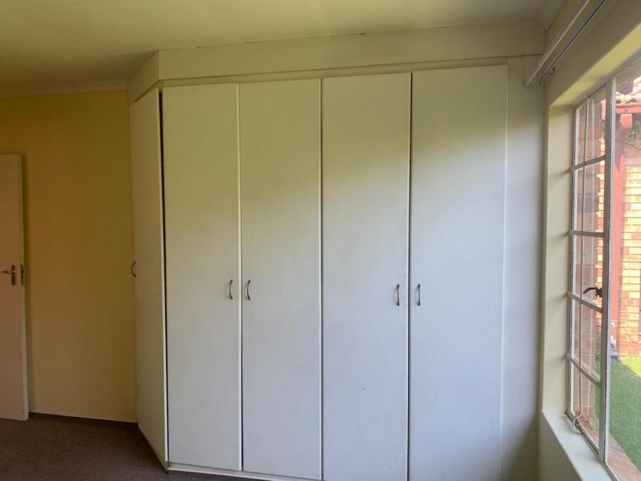 2 Bedroom Property for Sale in Noordwyk Gauteng