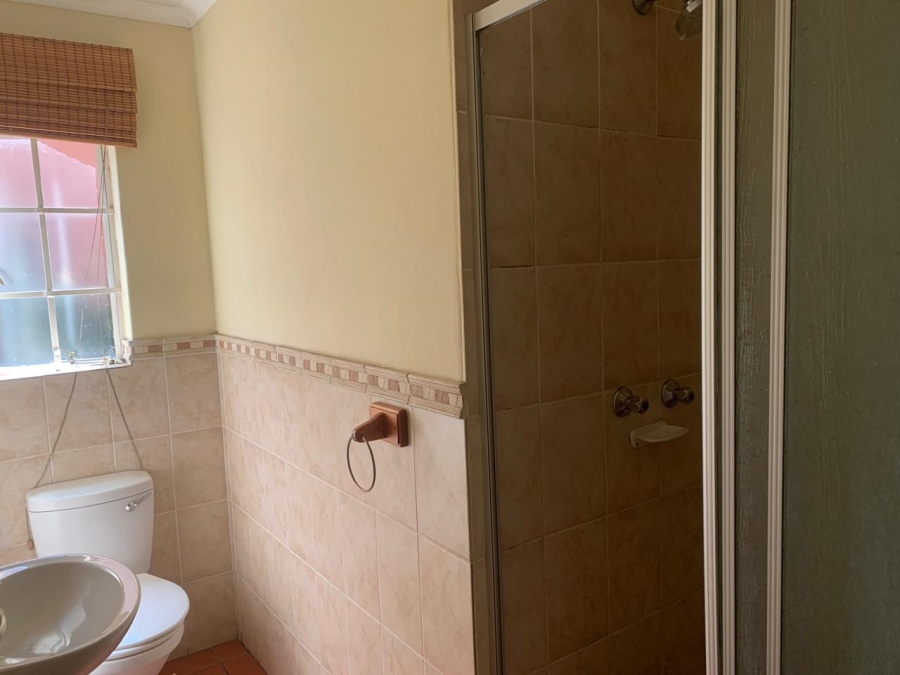 2 Bedroom Property for Sale in Noordwyk Gauteng