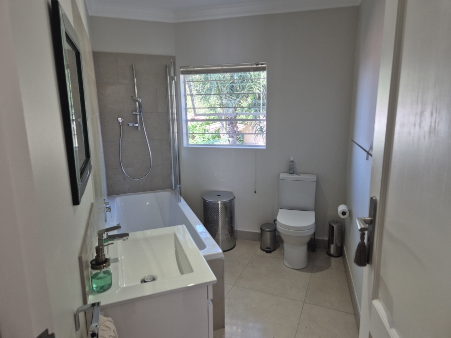 5 Bedroom Property for Sale in Bassonia Gauteng