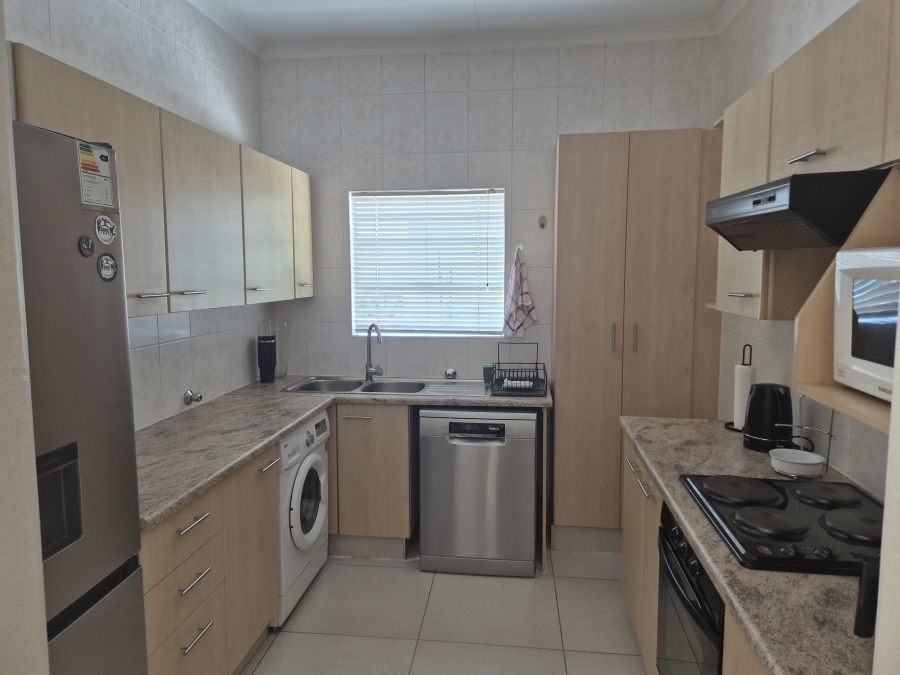 5 Bedroom Property for Sale in Bassonia Gauteng