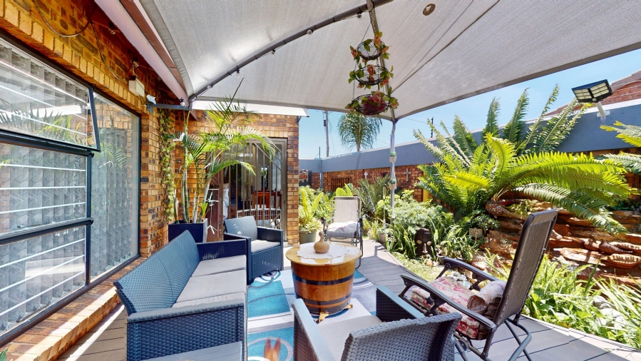 3 Bedroom Property for Sale in Sunward Park Gauteng